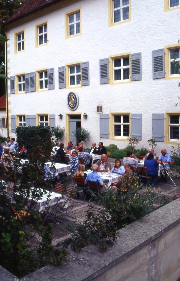 Markgraeflich Badischer Gasthof Schwanen Salem  Eksteriør bilde